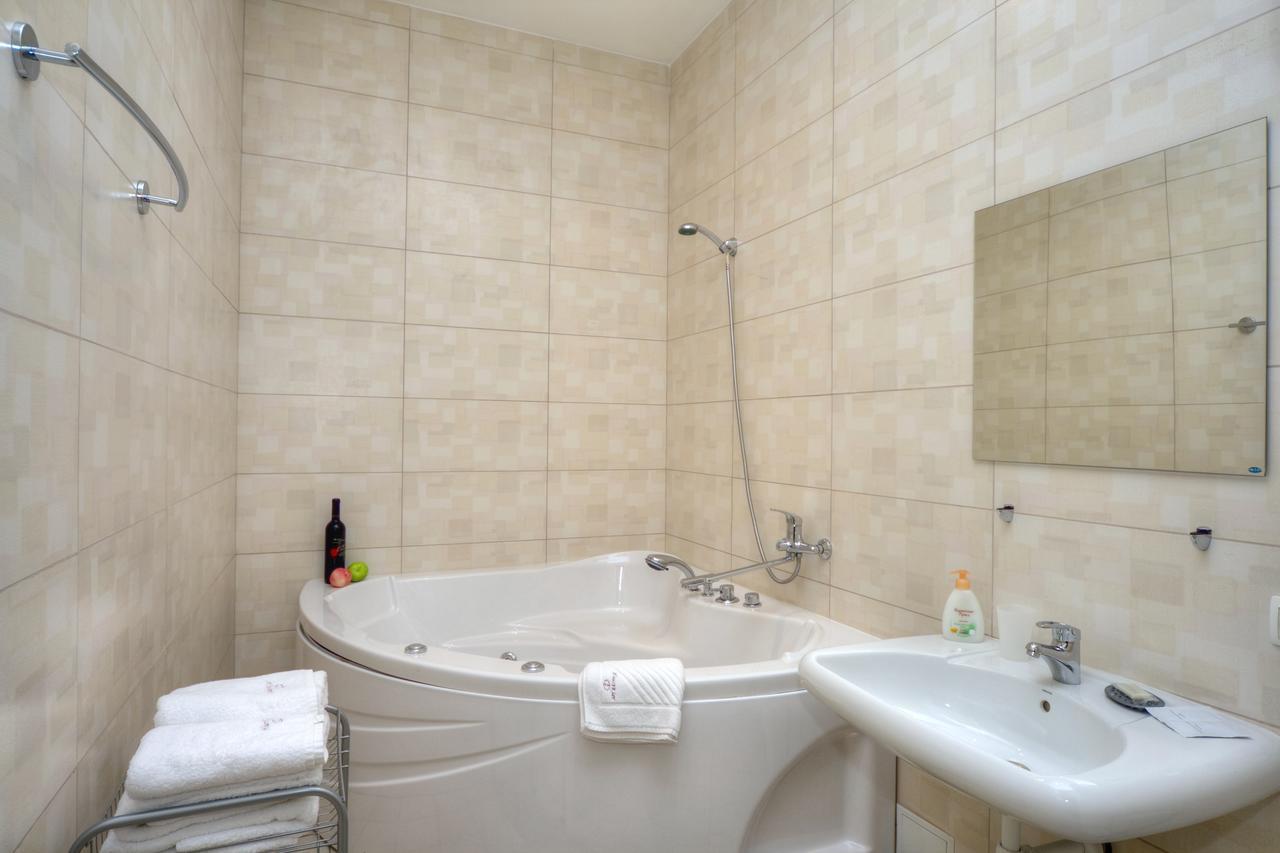 Best Season Apart Hotel Kijów Zewnętrze zdjęcie